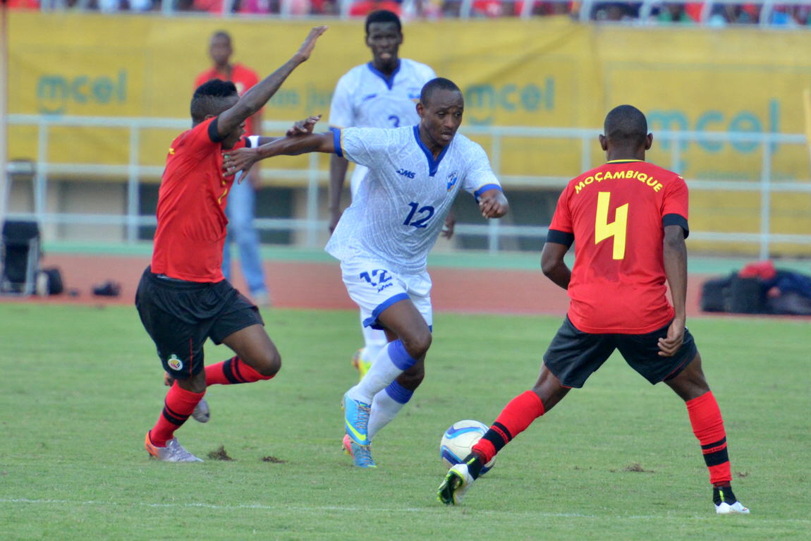 [Rwanda Amavubi v Mozambique 14 June 2015 (Pic © Darren McKinstry / www.johnnymckinstry.com)]